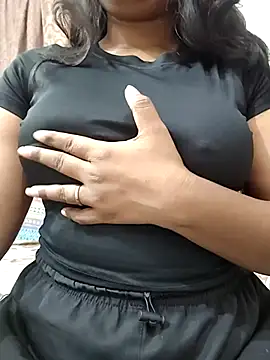 Snapshot of MohiniHott chatting on 15, 6, 2026 MohiniHott online show from 15, 6, 2026