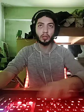 kleineid77 online show from 15, 2, 2026