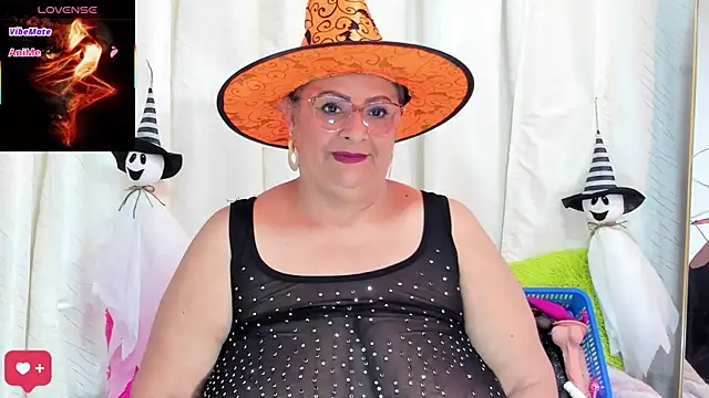 Snapshot of BBW_salome chatting on 27, 10, 2025 BBW salome online show from 27, 10, 2025