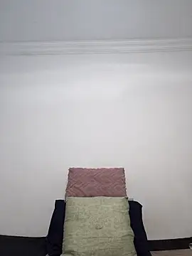 Curvy sluty online show from 16, 10, 2025