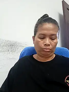 Fon Bigboobs online show from 4, 2, 2026