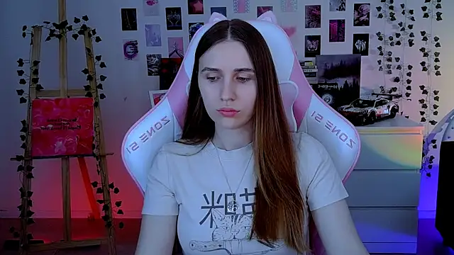 AliceCharmy online show from 19, 10, 2025