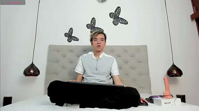 Snapshot of bunny_maxi chatting on 27, 1, 2025 bunny maxi online show from 27, 1, 2025