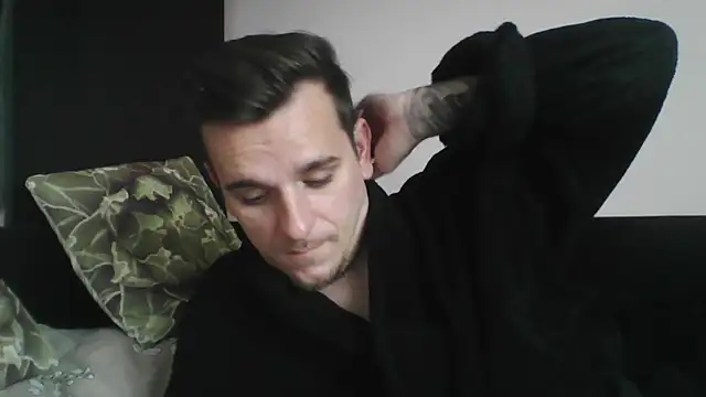 Snapshot of Huge_cock22cm chatting on 18, 1, 2025 Huge cock22cm online show from 18, 1, 2025