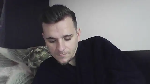 Snapshot of Huge_cock22cm chatting on 30, 1, 2025 Huge cock22cm online show from 30, 1, 2025