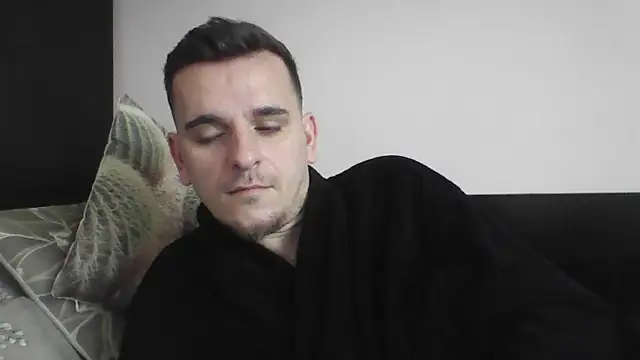 Snapshot of Huge_cock22cm chatting on 28, 2, 2025 Huge cock22cm online show from 28, 2, 2025