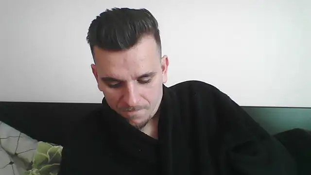 Snapshot of Huge_cock22cm chatting on 21, 3, 2025 Huge cock22cm online show from 21, 3, 2025