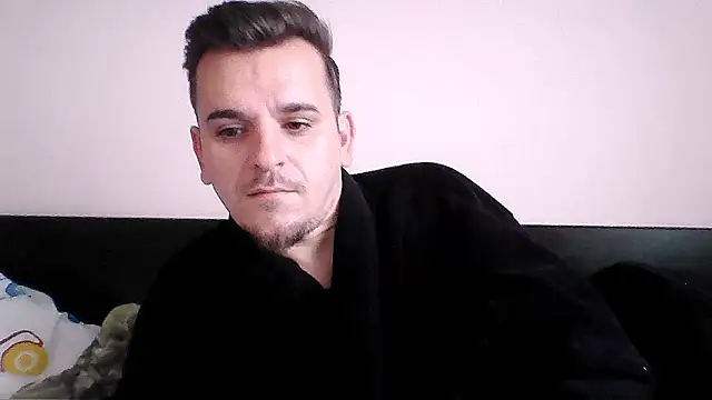 Snapshot of Huge_cock22cm chatting on 6, 10, 2025 Huge cock22cm online show from 6, 10, 2025