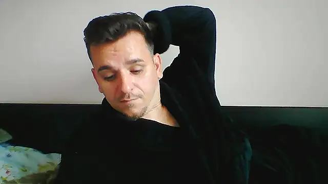 Snapshot of Huge_cock22cm chatting on 23, 10, 2025 Huge cock22cm online show from 23, 10, 2025