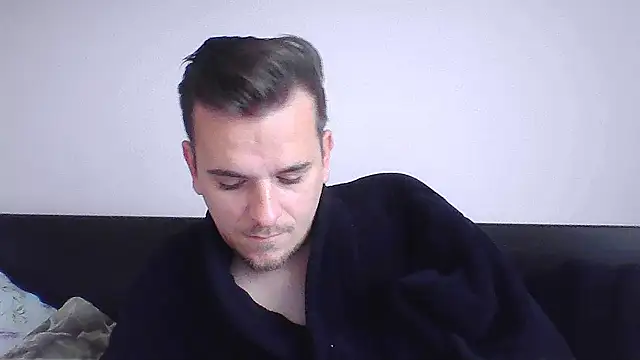 Snapshot of Huge_cock22cm chatting on 8, 11, 2025 Huge cock22cm online show from 8, 11, 2025