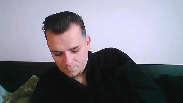 Snapshot of Huge_cock22cm chatting on 14, 11, 2025 Huge cock22cm online show from 14, 11, 2025