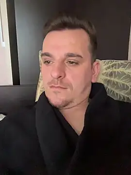 Huge cock22cm online show from 18, 3, 2026