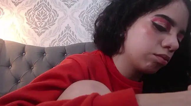 EmmaCowperr online show from 10, 3, 2025