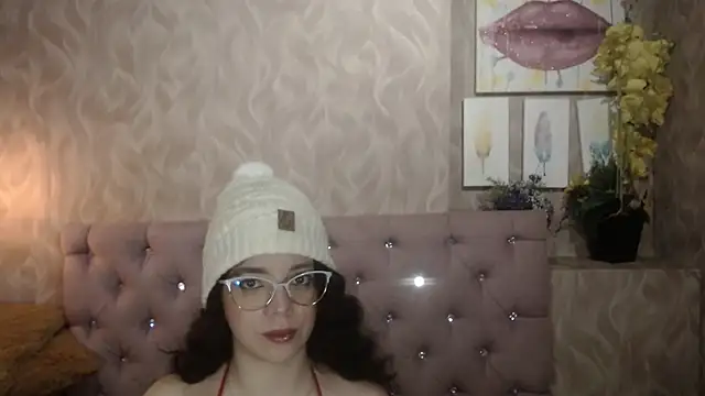 EmmaCowperr online show from 8, 1, 2026