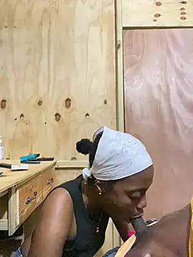 Snapshot of NillaMontana chatting on 13, 1, 2025 NillaMontana online show from 13, 1, 2025