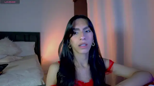 AlanaSofiia online show from 8, 5, 2026