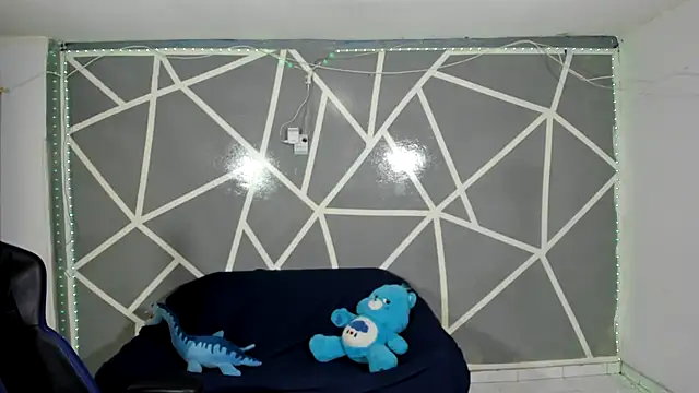 oliverhot2005 online show from 11, 12, 2024