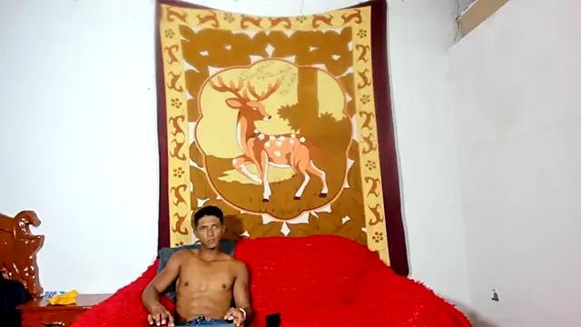 oliverhot2005 online show from 11, 2, 2025