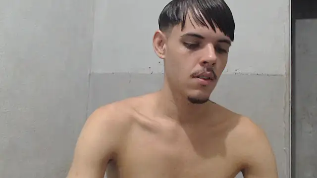 MicaelRian69 online show from 10, 5, 2026