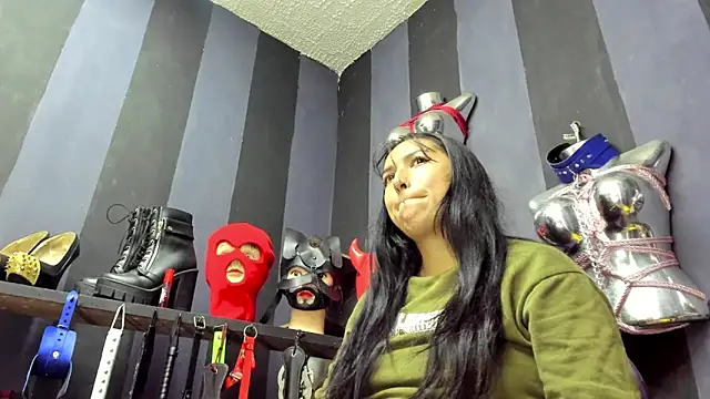 Snapshot of LucyStrike_ chatting on 18, 2, 2025 LucyStrike online show from 18, 2, 2025