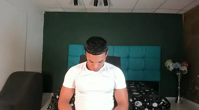 Snapshot of SexyBigCock01 chatting on 6, 2, 2025 SexyBigCock01 online show from 6, 2, 2025
