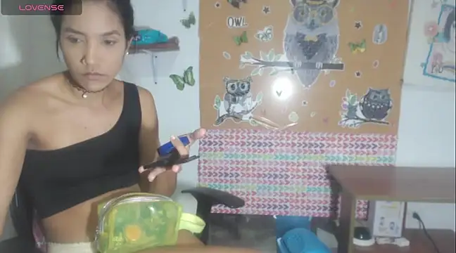 Snapshot of KamileLatinasexy chatting on 29, 12, 2024 KamileLatinasexy online show from 29, 12, 2024