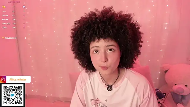 Snapshot of Alice_winter_ chatting on 18, 9, 2025 Alice winter online show from 18, 9, 2025