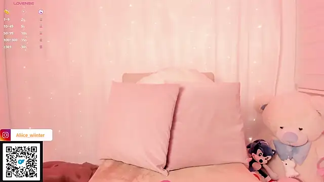 Snapshot of Alice_winter_ chatting on 24, 9, 2025 Alice winter online show from 24, 9, 2025