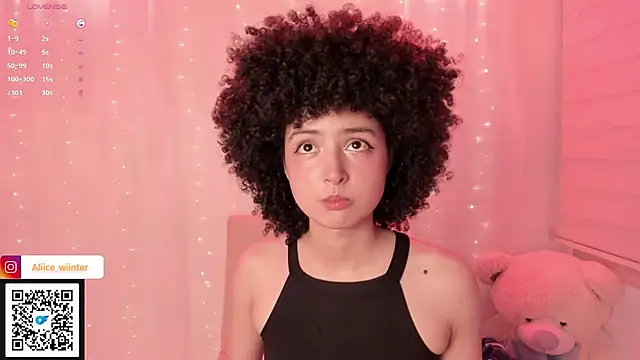 Snapshot of Alice_winter_ chatting on 25, 9, 2025 Alice winter online show from 25, 9, 2025