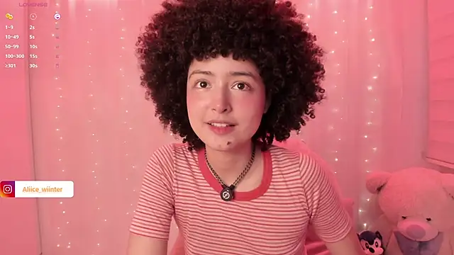 Snapshot of Alice_winter_ chatting on 15, 10, 2025 Alice winter online show from 15, 10, 2025