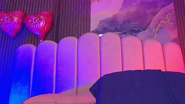 Snapshot of hot_dione chatting on 20, 2, 2026 hot dione online show from 20, 2, 2026