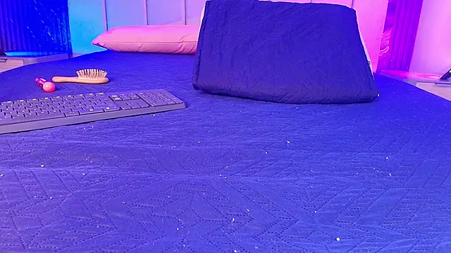 Snapshot of hot_dione chatting on 30, 3, 2026 hot dione online show from 30, 3, 2026