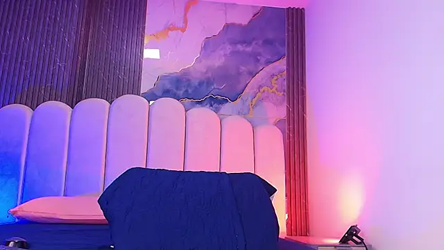 Snapshot of hot_dione chatting on 9, 4, 2026 hot dione online show from 9, 4, 2026