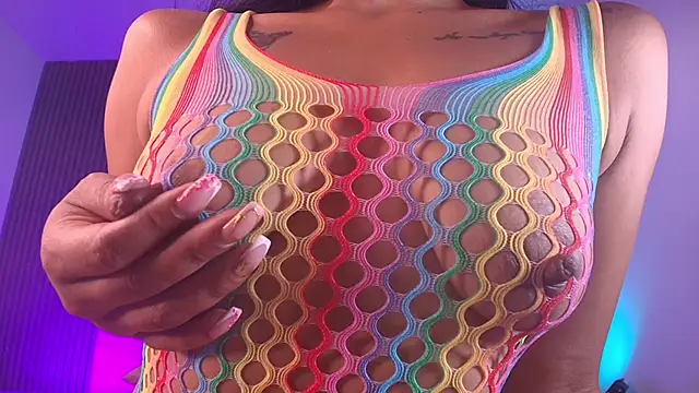 Snapshot of hot_dione chatting on 12, 4, 2026 hot dione online show from 12, 4, 2026