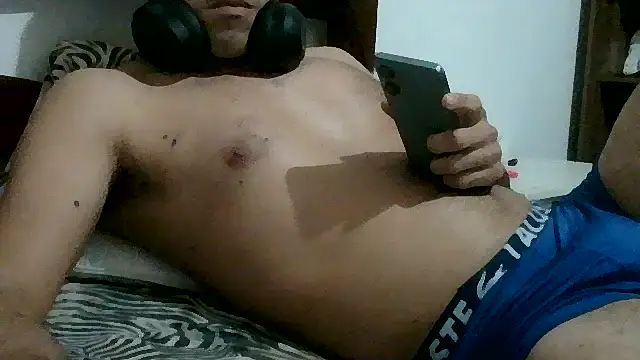 Snapshot of MARZHET1 chatting on 9, 5, 2026 MARZHET1 online show from 9, 5, 2026