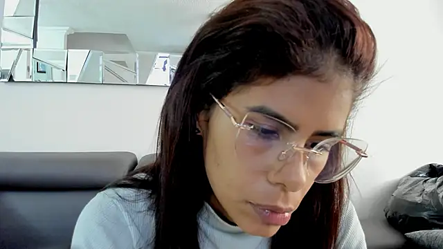Snapshot of karlina_charlotte1 chatting on 18, 2, 2025 karlina charlotte1 online show from 18, 2, 2025