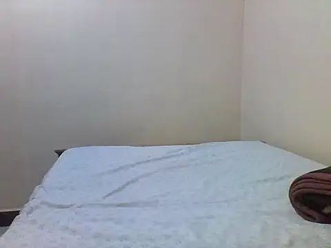 princess-cutie12 online show from 18, 5, 2026