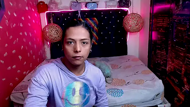 EmilyTsSweet online show from 28, 1, 2025