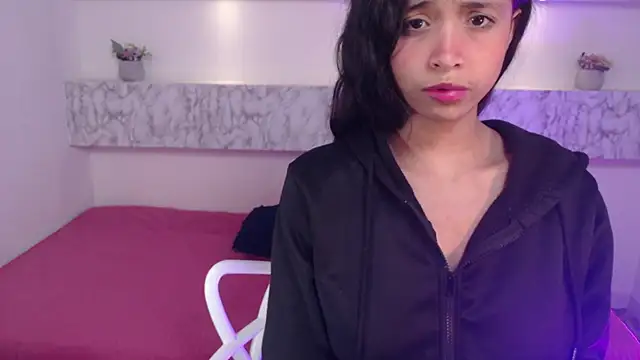 Snapshot of Ashleycooper21 chatting on 5, 1, 2025 Ashleycooper21 online show from 5, 1, 2025