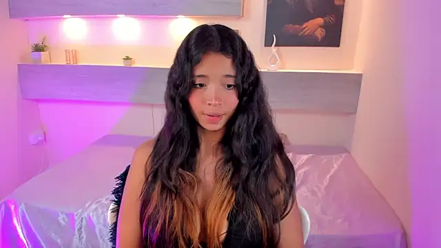 Snapshot of Ashleycooper21 chatting on 22, 3, 2025 Ashleycooper21 online show from 22, 3, 2025