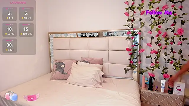 Vicky Freedom online show from 19, 12, 2024