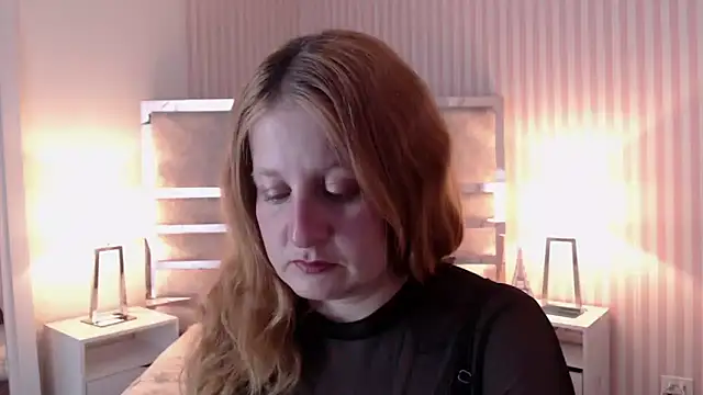 ViioletaMora online show from 17, 2, 2025