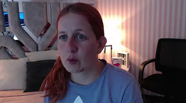 ViioletaMora online show from 19, 3, 2025