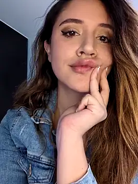 Snapshot of maliciaworld chatting on 4, 2, 2026 maliciaworld online show from 4, 2, 2026