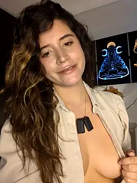 maliciaworld online show from 18, 4, 2026