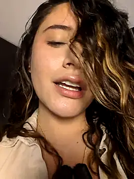 maliciaworld online show from 18, 4, 2026