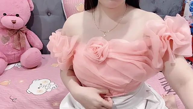 Snapshot of Funikio chatting on 26, 4, 2026 Funikio online show from 26, 4, 2026