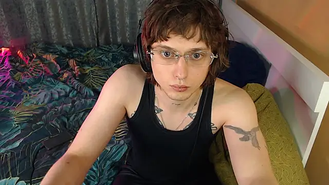 Snapshot of axxxturel chatting on 5, 10, 2025 axxxturel online show from 5, 10, 2025