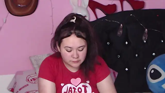 NikkiRous  online show from 7, 1, 2025