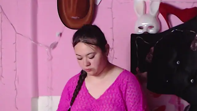 NikkiRous  online show from 14, 1, 2025